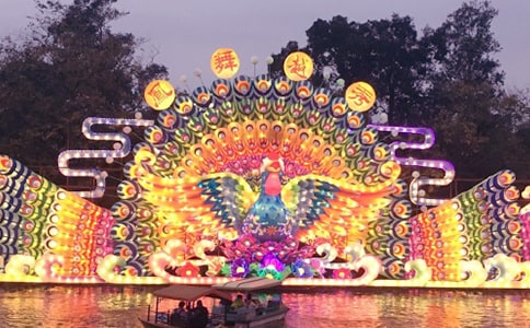 梦见莲花灯