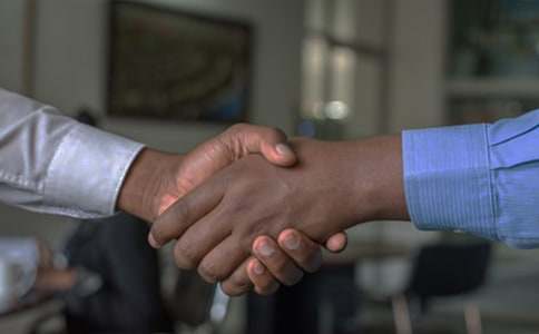 ���Ͽͻ������Ϻ�΢�Ŷ���250��