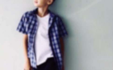 �������ز����ж�������Ů