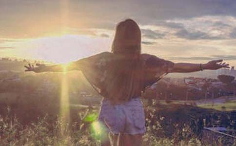 女性宫缩时会有什么感觉